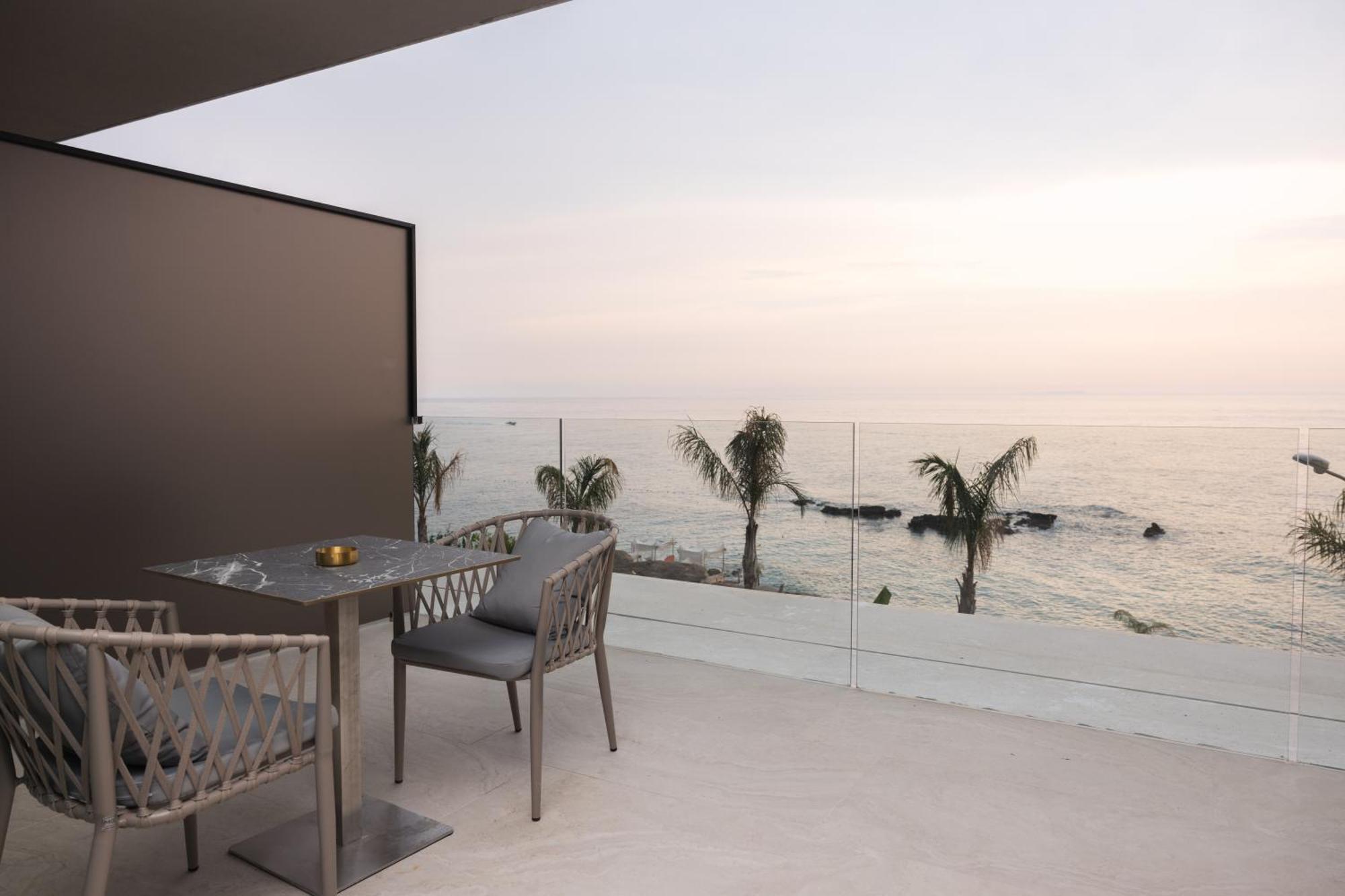 Beyond A Luxury Boutique Hotel Dhërmi Zewnętrze zdjęcie